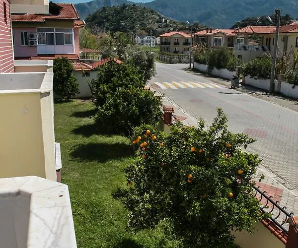 Erasmus Hotel de apartamente 4*