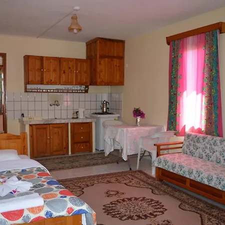 Hotel de apartamente Erasmus 4*